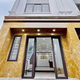 🍁🍁Bán nhà xây mới tinh - phố Vĩnh Cát - 50m 3 tầng - hướng Đông Nam