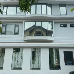 Biệt thự rộng 450m2 Thảo Điền - Compound bờ sông Nguyễn Văn Hưởng - 2 mặt tiền - 242tr/m2