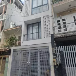 NHÀ ĐẸP CHÍNH CHỦ - GIÁ TỐT - Vị Trí Đắc Địa Tại Phường Bảy Hiền, TPHCM