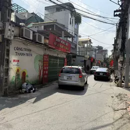 bán nhà lệ mật 70m x 4T ngõ thông, sân vườn, nhà mới nhỉnh 12t còn tl