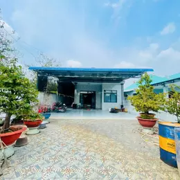Bán nhà hẻm đường nhựa tỉnh lộ 8 , xã Hòa Phú tdt 650m2 ( 300m2 thổ ) 3pn, 2wc giá 7,9 tỷ