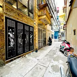 nguyễn văn huyên 48m x6 tầng thang máy 15,8 tỷ gara ô tô,ngõ thông kinh doanh