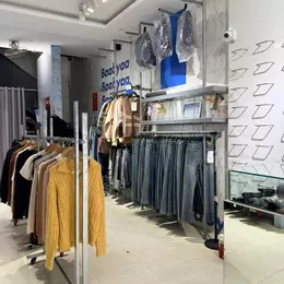 CHUYỂN NHƯỢNG MẶT BẰNG VỊ TRÍ ĐẸP , ĐƯỜNG NGUYỄN VĂN CỪ, TP VINH , NGHỆ AN