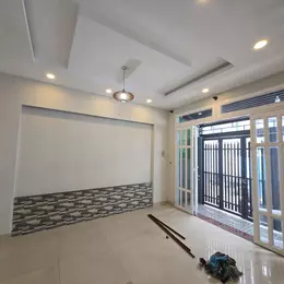 Chính chủ- cho thuê nhà riêng: 2 lầu, 1 sân thượng