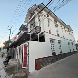 BÁN NHÀ CĂN GÓC 2 MẶT TIỀN ĐƯỜNG ĐỒNG KHỞI, NGAY TT. DIÊN KHÁNH.