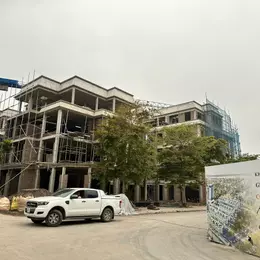 BÁN NHÀ Ở LIỀN KỀ CỔ BI DT 90M2 VÀI BƯỚC RA TRƯỜNG HỌC CÁC CẤP THOÁNG MÁT Ở SƯƠNG NHỈNH 15 TỶ