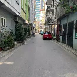 Bán nhà ngõ 548 Nguyễn Văn Cừ 34m x 3T ngõ oto thông, 1 nhà ra oto tránh, 10t còn tl.