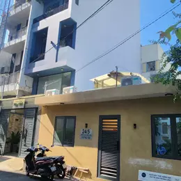 Bán nhà 106m2 đối diện ĐH Ngoại Thương - Nguyễn Gia Trí Bình Thạnh - 8x15 - HDT 40tr, xây cao