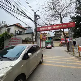 TƯ ĐÌNH – PHÂN LÔ QUÂN ĐỘI – Ô TÔ VÀO NHÀ – CÓ Ô CHỜ THANG MÁY