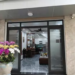 NHÀ ĐẸP DÂN XÂY-SỔ HOA HẬU-OTO 7 ĐỖ CỬA-NGÕ RỘNG 5M THÔNG TỨ TUNG-NỘI THẤT SANG ĐẸP-Ở SƯỚNG- NHỈNH