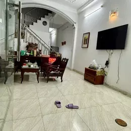 Nhà 3 lầu MT nội bộ Cao Lỗ P4Q8 (sổ vuông vức), Giá : 10.8 Tỷ (TL)