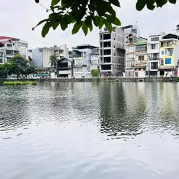 Siêu phẩm lõi Bồ Đề, mặt tiền 10.5m, 2 mặt ôtô tránh, vỉa hè, ôtô dừng đỗ ngày đêm