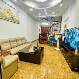 BÁN NHÀ LÔ GÓC 2 THOÁNG PHỐ KHƯƠNG TRUNG – OTO ĐÓN TẬN CỬA – HƯỞNG GIÓ HỒ ĐẦM HỒNG
