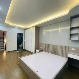 võ chí công 36m x5 tầng 8,8 tỷ full nội thất,quy hoạch nhà cách đường 20m
