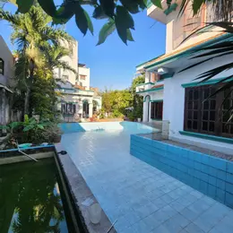 SIÊU BIỆT THỰ + QUỸ ĐẤT 1.090M² – GIẢM SỐC 20 TỶ – NGAY NGUYỄN VĂN QUÁ