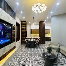 Bán nhà đẹp Hoa Lâm -full NT- Ngõ Nông- sát oto- tiện ích- 70m 5 tầng nhỉnh 12 tỷ(TL)