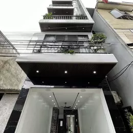 QUANH 11 TỶ CÓ NHÀ 43M2 6 TẦNG THANG MÁY, GARA Ô TÔ, FULL ĐỒ - PHỐ THẠCH BÀN