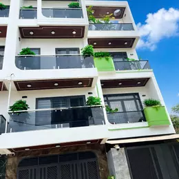 Bán nhà mặt tiền 1 trệt 1 lửng 2 lầu 5x17m giá 5,8 tỷ Đường Phạm Thị Tôm