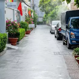 Bán nhà 53// Đường Số 4, BHHB, Bình Tân - 3 tầng - DTSD 120M2 - hẻm 6m - chỉ 4.5 tỷ
