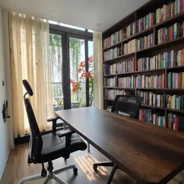 thụy khuê 30m x7 tầng thang máy 12 tỷ view hồ,cách phố 20m,ngõ thông ra hồ
