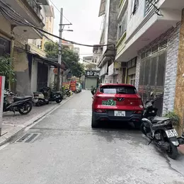 Sang nước ngoài định cư bán 37,6m2 nhà C4 cách 1 nhà ra đường Trâu Quỳ, Gia Lâm