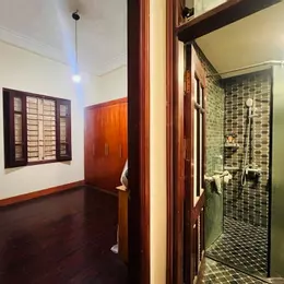 SIÊU PHẨM CẦU GIẤY DÂN XÂY , CÁCH OTO VÀI CHỤC MÉT , GẦN PHỐ ,Ô CHỜ THANG MÁY