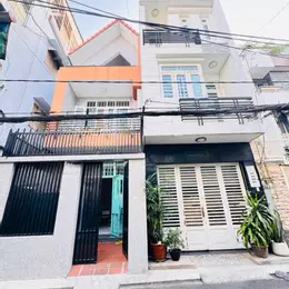 BÁN NHÀ 3 TẦNG PHONG CÁCH BIỆT THỰ MẶT TIỀN HXH Đ.LÊ THỊ RIÊNG, QUẬN 1- DT 99M2 NGANG 4.2M*24M SH