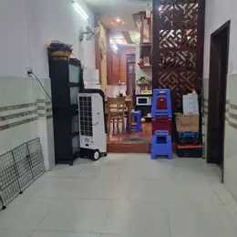 Bán nhà 2 tầng, 62m2, hẻm xe hơi Sô 4, Bình Hưng Hòa B, Bình Tân: Giá 5 tỷ, sổ hồng, 2PN, 2WC. Gọi