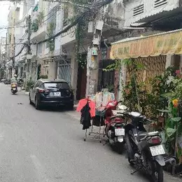 NHÀ ĐẸP LẠC LONG QUÂN – 4 TẦNG – 4PN – GIÁ CHỈ 3 TỶ HƠN