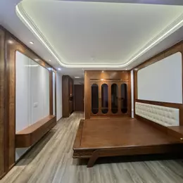 BÁN NHÀ PHÂN LÔ TRẦN QUỐC HOÀN – CẦU GIẤY – Ô TÔ VÀO NHÀ – THANG MÁY FULL  NỘI THẤT MỚI