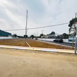 Giá thấp nhất lô đất 100m2 gần Phú Cát, khu vực trung tâm Hòa Lạc. Phù hợp xây trọ, đầu tư sinh