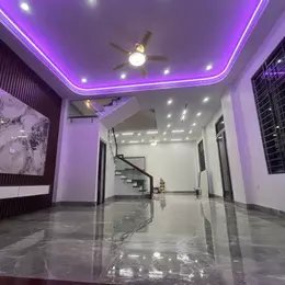 Bán nhà GÓC 3 tầng MỚI TINH phường Vũ Ninh hơn 4 tỷ
