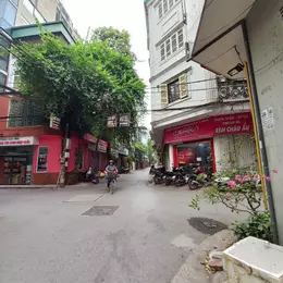 BÁN NHÀ PHÂN LÔ VỈA HÈ KHUẤT DUY TIẾN, DT40M2 5T, OTO TRÁNH, KINH DOANH, VP, NHỈNH 20 TỶ