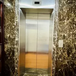 Cho thuê nhà, 275m2_ 6T; Huỳnh Thúc Kháng, Nguyên Hồng, Vũ Ngọc Phan