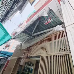 BÁN NHÀ ĐƯỜNG XÓM CHIẾU, QUẬN 4, HỒ CHÍ MINH.