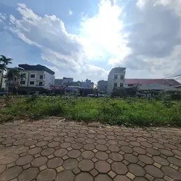 Chuyển nhượng 40m2 đất TĐC Trâu Quỳ, Gia Lâm. Đường 12m. Lh 0989894845.