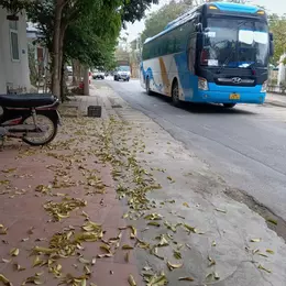 Bán nhà đường Hoàng Hoa Thám - Thụy Khuê - Tây Hồ. Diện tích : 36m2 * 5 tầng. MT : 3.5 M. Thang