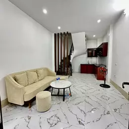 Cho thuê nhà 5 tầng ngõ 13 Lĩnh Nam, Hoàng Mai. Giá: 11.5tr. LH: 0937158386