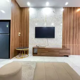 Bán nhà Hoa Lâm 35m 5 tầng lô góc ô tô tránh hơn 9 tỷ