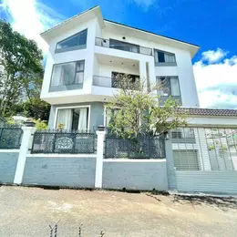 Bán Villa 5 phòng Vạn Hạnh, phường 8, Đà Lạt 14,5 tỷ