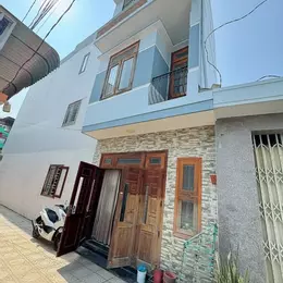 BÁN NHÀ 3 TẦNG MÊ ĐÚC KIÊN CỐ HẺM CẦU BÈ ĐƯỜNG Ô TÔ TẬN NƠI PHƯỜNG TÂY NHA TRANG