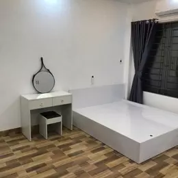 🔥 NHÀ THẠCH BÀN – Ô TÔ ĐỖ CỬA – 5 TẦNG MỚI – NHỈNH 7 TỶ 🔥