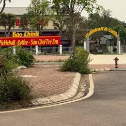 QUÁ HIẾM TRỤC CHÍNH KINH DOANH TỐT SÁT ĐẤT ĐẤU GIÁ HOÀ LẠC  GIÁ 3.3 TỶ