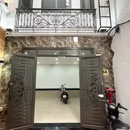 CHỦ NHÀ ĐAU ĐẦU-CƠ HỘI ĐẦU TƯ HIẾM TẠI PHÚC LỢI – NHÀ 5 TẦNG MỚI, VỊ TRÍ ĐẸP.