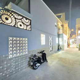 NHÀ ĐẸP HẺM THÔNG KINH DOANH – 62M² NỞ HẬU – CHỈ 5,97 TỶ  HUỲNH TẤN PHÁT, Q7