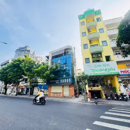 NGANG KHỦNG 15M*21M- BÁN NHÀ 4 TẦNG MẶT TIỀN YERSIN, P.NGUYỄN THÁI BÌNH, QUẬN 1- SẴN HDT 90TR/TH-