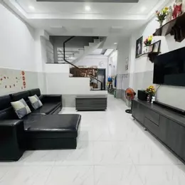 ✈️5’’ TỚI SÂN BAY TSN  NGAY VINCOM QUANG TRUNG  51m2 (4.2 x 12) VUÔNG A4  3 TẦNG ĐÚC - 2PN, 3WC -