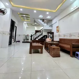 5.5 TỶ – HXH – 80M² – NGANG GẦN 5M, NỞ HẬU 6.8M.P.10, Quang Trung – gần THCS Quang Trung.
