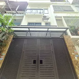 🏡 BÁN GIẢNG VÕ - BA ĐÌNH - 60M2 - 2 MẶT THOÁNG - SÁNG RA HỒ - CHIỀU DẠO VINHOMES - DT 23TR/TH -