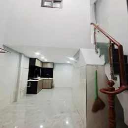Bán nhà BHH Bình Tân- 4x7 đúc 2 tầng gần hẻm xe hơi chỉ  2.68 tỷ